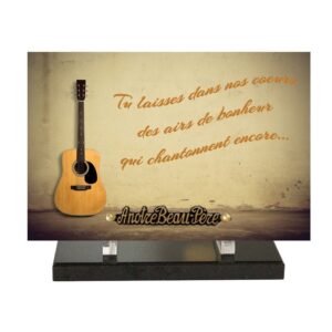 Plaque funéraire La guitare sèche et son texte