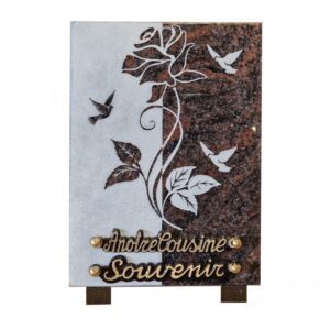 Plaque funéraire en granit avec une Rose et des colombes
